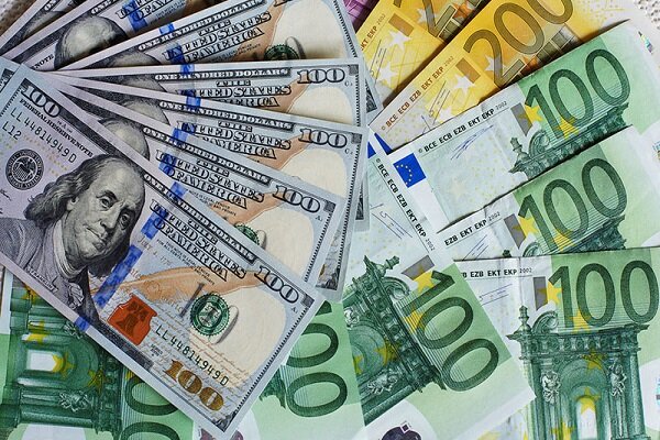قیمت دلار و سایر ارزها در بازار امروز چهارشنبه ۲۴ اردیبهشت