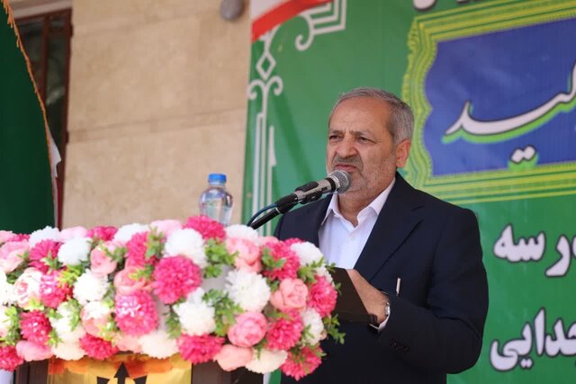 رشد و حرکت آینده کشور، بستگی به میزان تمرکز و توجه ما بر مسائل تعلیم و تربیت دارد