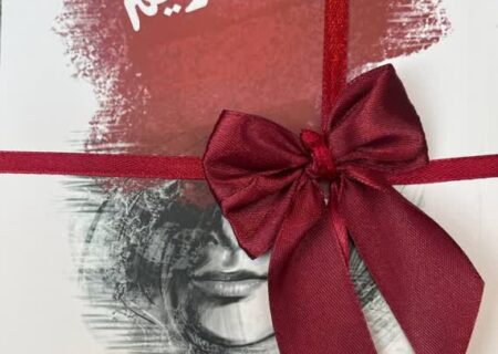 کتاب یازیلاریم عصیانیم رونمایی شد