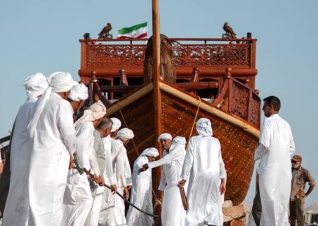 ژئوپارک جهانی قشم ساخت یک شناور چوبی را جشن گرفت