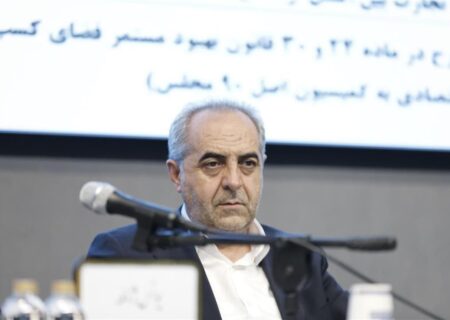 مردم آذربایجان احساس تبعیض می‌کنند