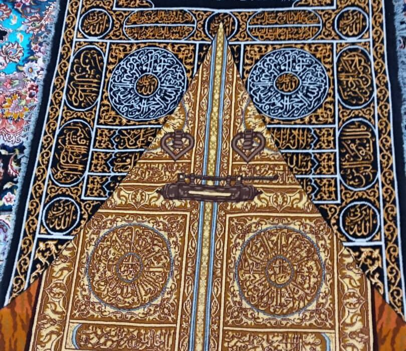 رونمایی از یک تابلو فرش نفیس کعبه عظیم در تبریز