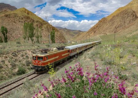 افزایش ۲۰ درصدی جابجایی مسافر در راه‌آهن منطقه آذربایجان
