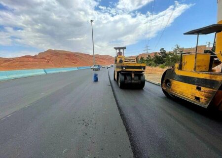 آسفالت‌ریزی ۱۰۲۸۴ تنی در ۴۲ محله و معبر شهری طی هفته سوم تیرماه
