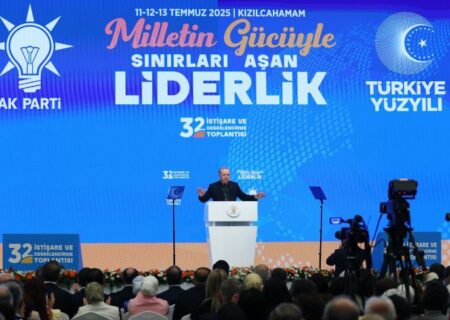 اردوغان تأکید کرد: تاریخ ملت ترک بلند وچشم گیراست