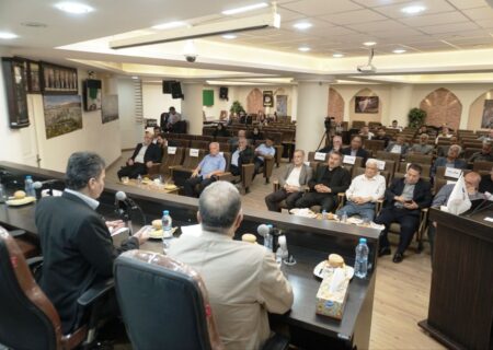 کارگاه‌های آموزشی اصناف مرتبط با گردشگری در تبریز آغاز شد/ ۱۳۰ هزار صنف در رسته های مختلف و متنوع در آذربایجان شرقی فعالند