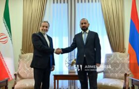 گفتگوی تلفنی وزیر امور خارجه ایران و ارمنستان