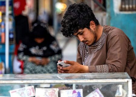 قطع سراسری اینترنت در افغانستان همزمان با سرکوب توسط طالبان