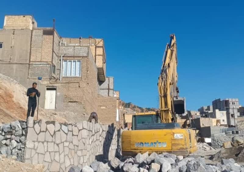 ۸۰ درصد پیشرفت فیزیکی در اجرای عملیات دیوار سنگی در فاز سوم پروژه خیابان ۴۵ متری شهید آل هاشم