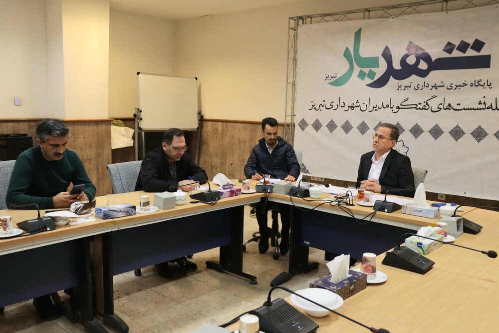 جمع آوری روزانه ۱۱۳۰ تن پسماند از سطح شهر تبریز/ لزوم فرهنگ‌سازی و مشارکت شهروندان در خدمات شهری