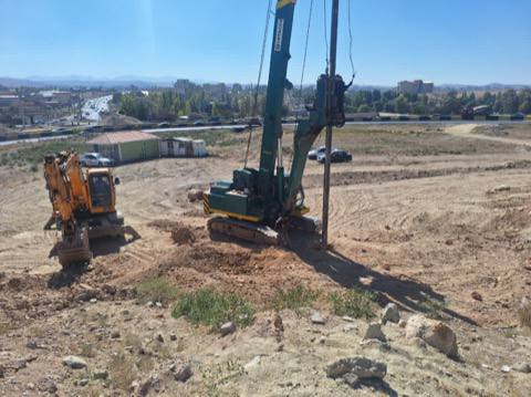 شمعکوبی پل سهراهی اهر کلید خورد/ پروژهای برای تحول ترافیکی و توسعه اقتصادی شرق تبریز