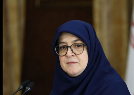 دولت در خصوص بنزین پنهان‌ کاری ندارد/ استرداد لایحه مشاغل حساس