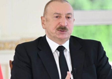 رئیس‌جمهور آذربایجان کشورهای حاشیه خزر را به اقدامات مشترک برای نجات دریای خزر فراخواند