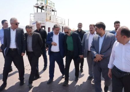 از تریبون تا دریاچه، فاصله‌ای پر از وعده!