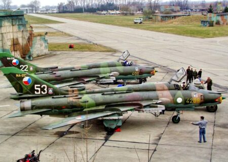 لهستان جنگنده‌های مربوط به دوران اتحاد جماهیر شوروی را برای فروش گذاشت