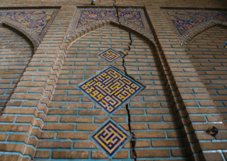 خطر فرونشست زمین در تبریز را جدی بگیریم