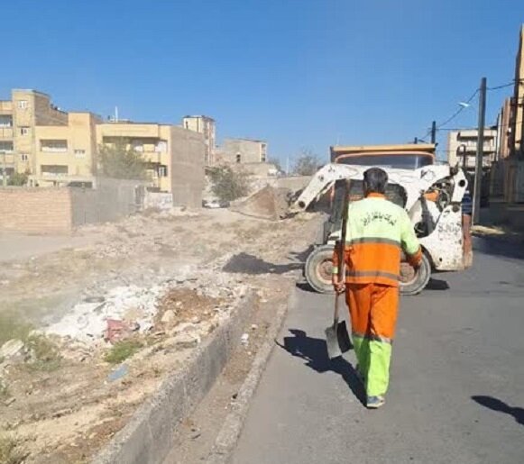 آغاز عملیات نخالهبرداری از قطعات خالی در شهرک اندیشه تبریز