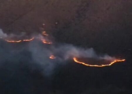 تکرار تجربه تلخ ارسباران در دیزمار/ بیل، سلاح اصلی امدادگران در نبرد با آتش