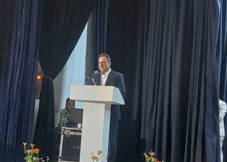 شهردار اهر: میراث صدساله کتابخانه عمومی اهر درختی تنومند برای آینده فرهنگی شهر است