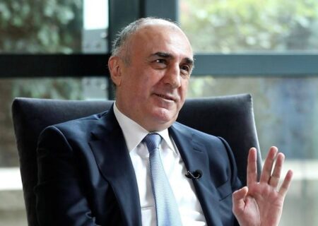 وزیر امورخارجه سابق: زنگ می‌زدند که اراضی را که تصرف کرده‌اید به ارامنه بازگردانید