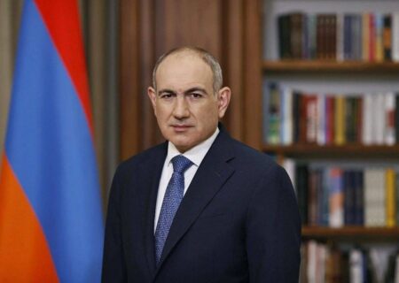 نیکول پاشینیان طلاق گرفتن را برای اعضای حزب اش ممنوع کرد