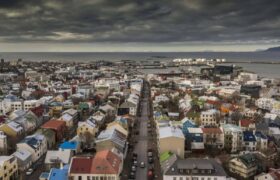 نخست‌وزیر پیشین: زبان ایسلندی با خطر نابودی روبه‌رو شده است