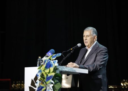 رییس اتاق بازرگانی ایران: نرخ ۱۱۰ هزار تومانی دلار واقعی نیست