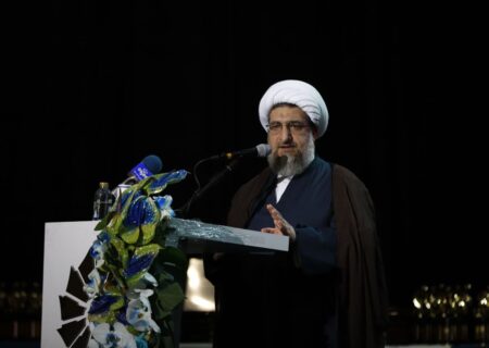 بخش خصوصی و فعال در تولید و تجارت بهترین گزینه برای سکانداری اقتصاد کشور است