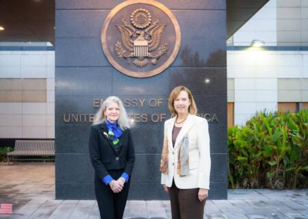 معاون وزیر امورخارجه آمریکا برای پیشبرد مسیر تریپ و چشم‌انداز صلح منطقه‌ای با مقامات ارمنستان دیدار کرد