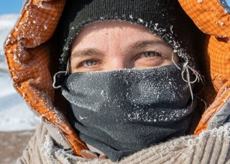 چگونه از خشکی چشم در هوای سرد زمستان پیشگیری کنیم؟