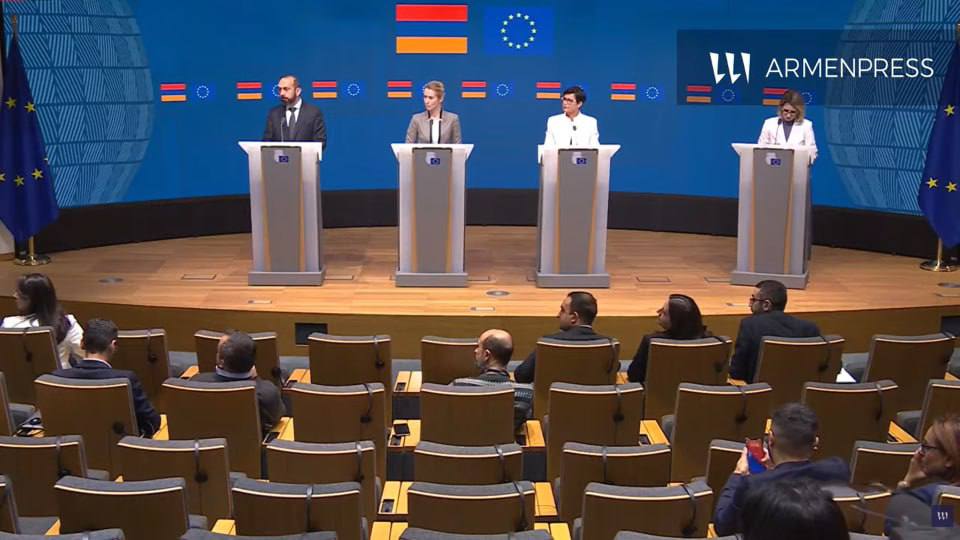 مارتا کوس: اتحادیه اروپا در حال بررسی امکان مشارکت در مسیر تریپ است