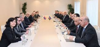 گرجستان اجازه ترانزیت رایگان یکبارهِ محصولات نفتی جمهوری آذربایجان به ارمنستان را صادر کرد