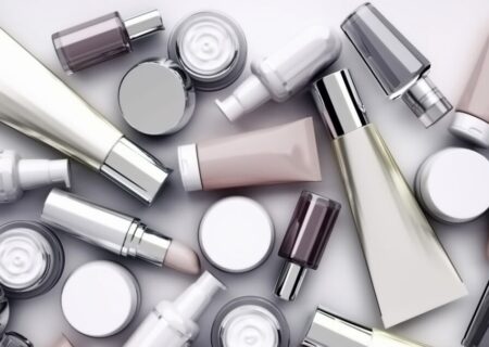 بلع ناخواسته رژلب و افزایش خطر جذب فلزات سنگین