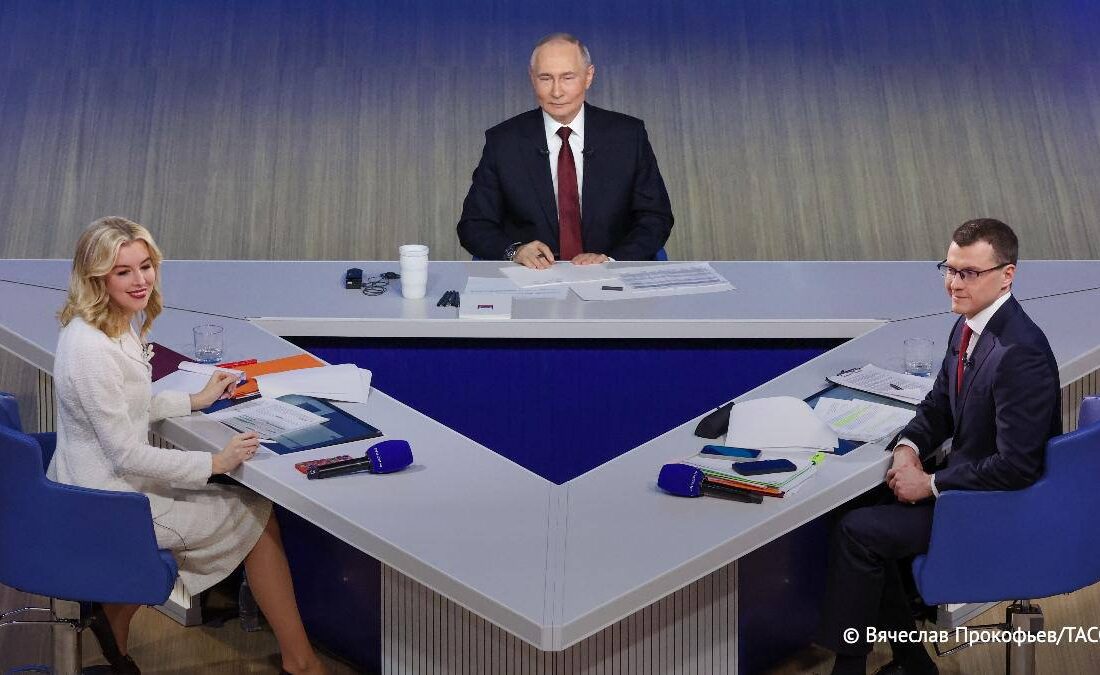 سخنان تند پوتین خطاب به دبیرکل ناتو: چه می‌گویی، مگر خواندن و نوشتن بلد نیستی؟