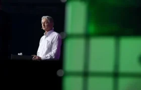 پدرخوانده هوش مصنوعی: گوگل از OpenAI جلو می‌زند