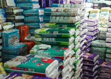 پوشک بچه که ارز ترجیحی نمی گرفت؛ پس جرا گران شد؟