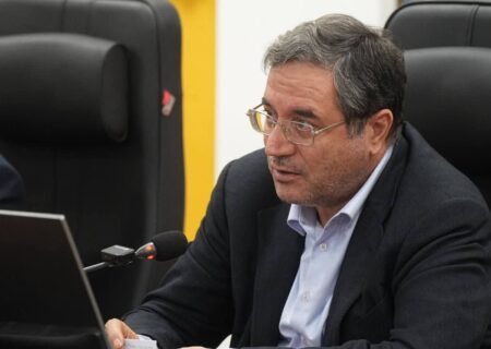 استاندار: نباید طرح سرمایه‌گذاری در آذربایجان‌غربی معطل بماند