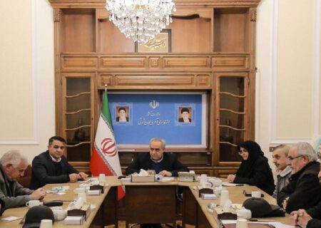 از هیچ تلاشی برای بهبود وضعیت بازنشستگان دریغ نمی‌کنیم