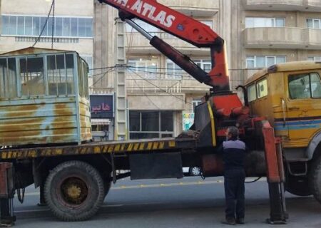 جمع‌آوری ۲۰۹ مورد موانع فیزیکی در ۹ ماه اخیر توسط شهرداری منطقه ۵ تبریز