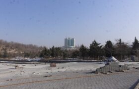 تداوم احداث غرفه های دائمی در محل پارکینگ تفرجگاه “ائل گولی”