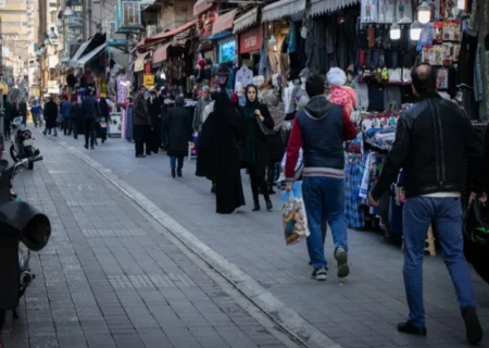 حال بازار گرفته شد / کاسبی بدون اینترنت جان نمی‌گیرد