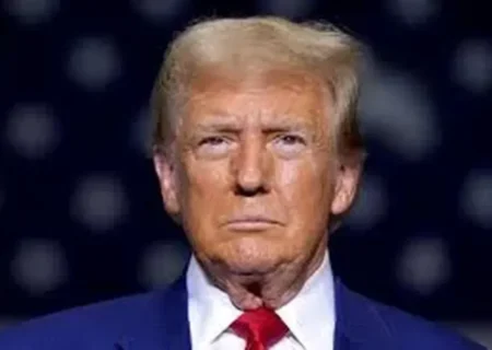 ترامپ: گزینه نظامی برای ایرانی‌ها روی میز است